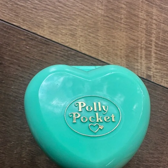 Vintage Bedtime Heart-Shaped Dollhouse Polly Pocket - Picture 8 of 12